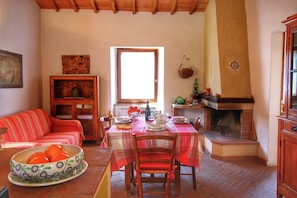 House | Dining - Farmhouse in Castiglione Dorcia (Castiglione d'Orcia)