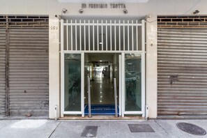 Exterior detail - Cosy in Copacabana for Two | PJ909 (Rio de Janeiro)