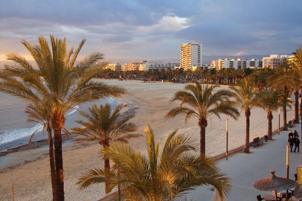 Strand