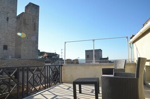 Terrace/patio - S.M.VICOLO DELL'ORO luxury apartment in the heart of San Gimignano (San Gimignano)