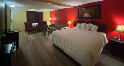 Economy Inn & Suites