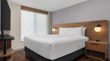 Suite, 1 Bedroom | Memory-foam beds, in-room safe, desk, laptop workspace