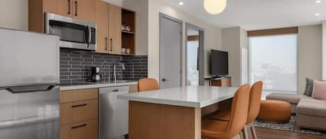 Memory foam beds, minibar, in-room safe, desk