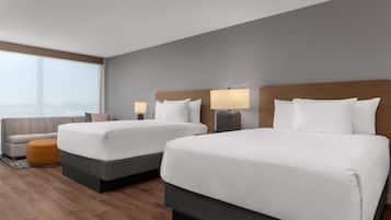 Studio Suite, 2 Queen Beds (High Floor) | Memory foam beds, minibar, in-room safe, desk