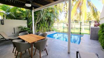 Chalet | Pool | Outdoor pool