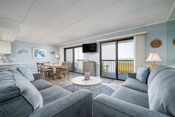 TV - Bay views are waiting for you at Bay Princess 311 (Ocean City)