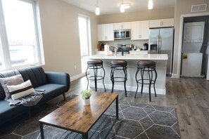 Interior - #34 - Stylish 1BR Apartment for Long-term Stays (Chelsea)