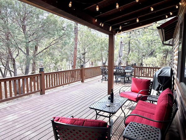 屋外ダイニングエリア