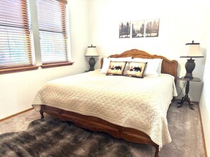 3 camere, ferro/asse da stiro, Wi-Fi gratuito, lenzuola