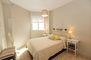 3 camere, ferro/asse da stiro, Wi-Fi gratuito, lenzuola
