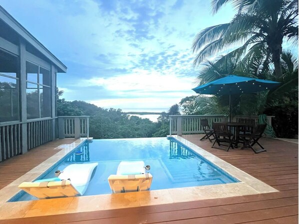 Outdoor pool - Vistas 360 Blue – 3 Bedroom Home With Ocean Views (Politilly Bight)