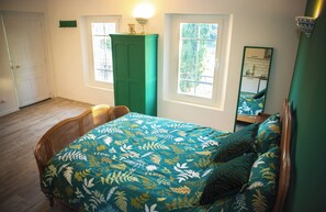 1 غرفة نوم ومكواة/لوح كي وسرير سفر وواي فاي مجانًا