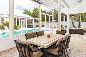 Outdoor dining