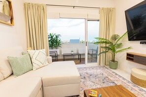 Smart TV, printers - New 2-bedroom condo in beautiful Cabo San Lucas, Pools, Views, Gym + Amenities! (Cabo San Lucas)