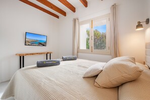 4 soverom, strykejern/-brett, wi-fi (inkludert) og sengetøy