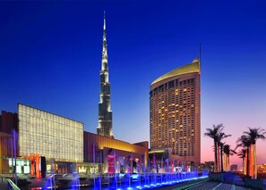Exterior - Peaceful Studio with Burj Khalifa View (Dubai)