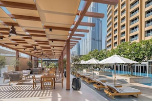 Outdoor pool - Peaceful Studio with Burj Khalifa View (Dubai)