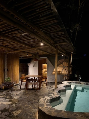 Comfort Room, 1 King Bed - Alma Glamping (Coatepec)