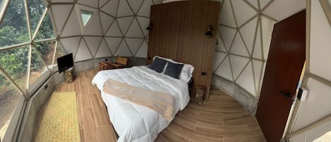 Comfort Room, 1 King Bed | Free WiFi