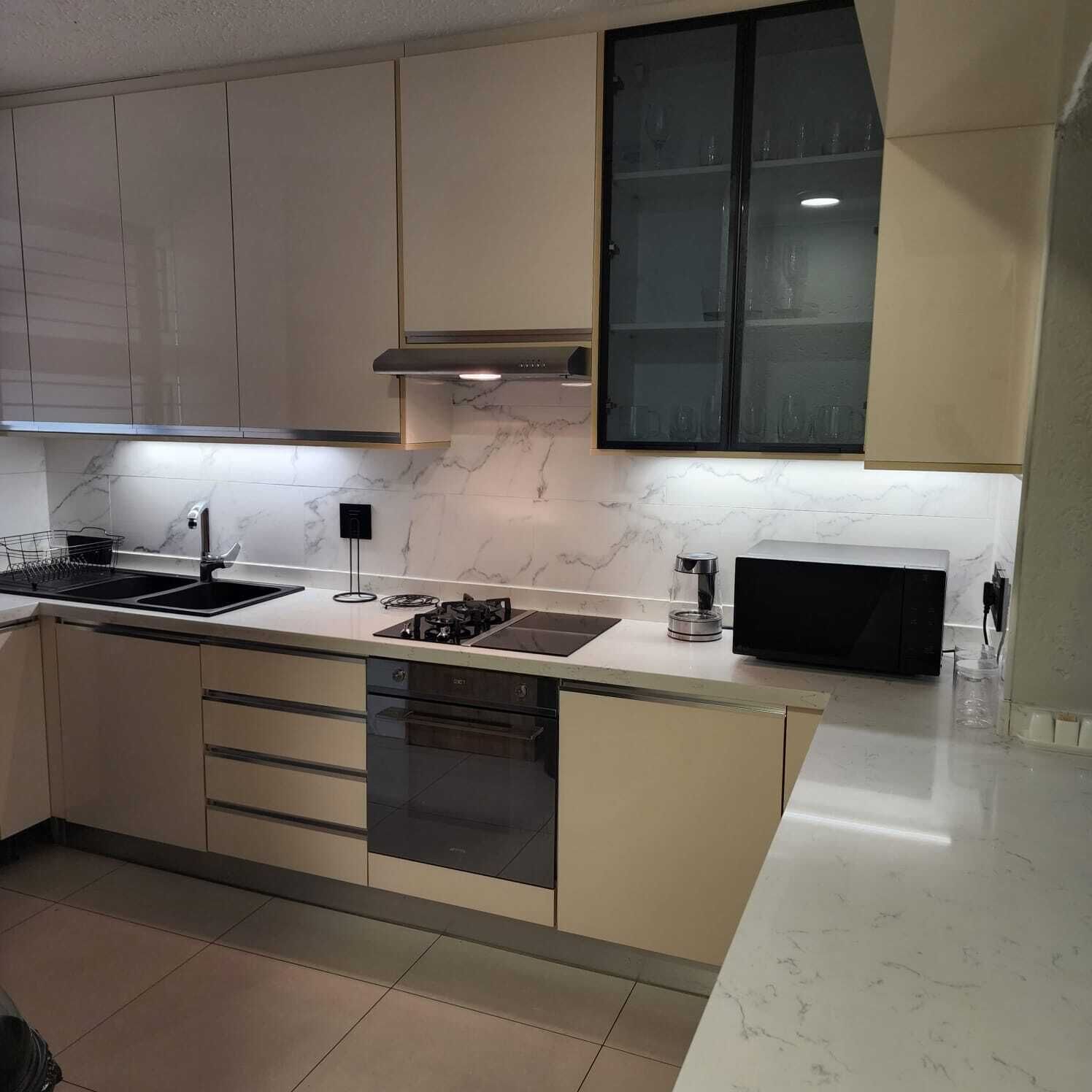Apartment, 3 Bedrooms, Smoking, Balcony | Interior