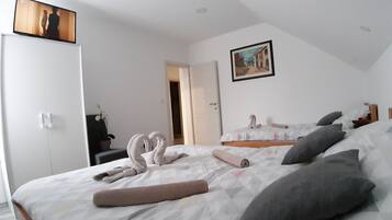 2 Schlafzimmer, Bügeleisen/Bügelbrett, Reisekinderbett, WLAN