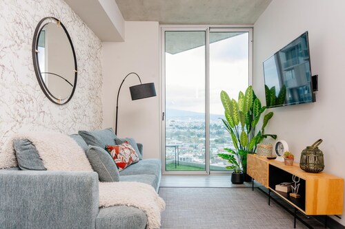 Secrt Sabana 2BR · City View · High Floor · Pool & Gym · Apt 2416