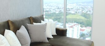 Grotto at 28, City Views and Wonderland Vibes!