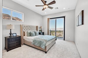 3 habitaciones, tabla de planchar con plancha, wifi y ropa de cama 