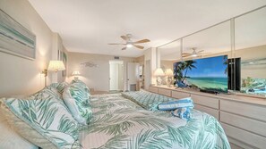 Unclassified image, 4 of 40, button - Anchorage 708 (Sarasota)