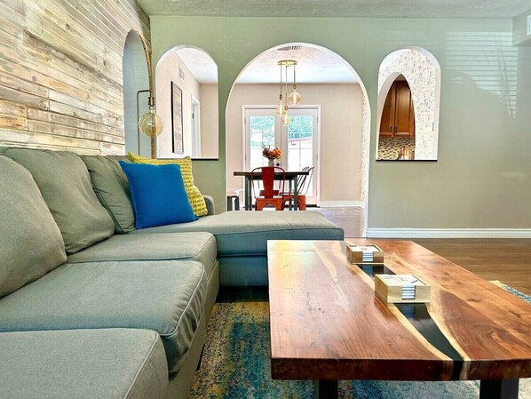 TV - Ultimate Furnished Rental-Centrally Located (Aurora)