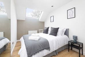 2 Schlafzimmer, Bügeleisen/Bügelbrett, WLAN, Bettwäsche