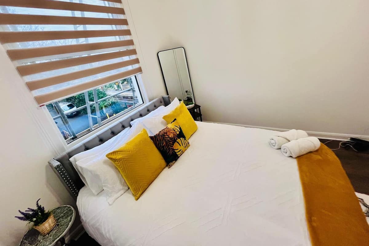 Superior Studio, Ensuite, City View | Free WiFi, bed sheets