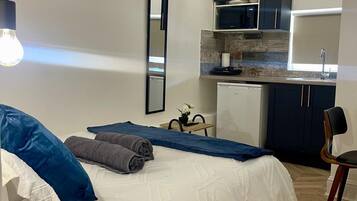 Desk, free WiFi, bed sheets