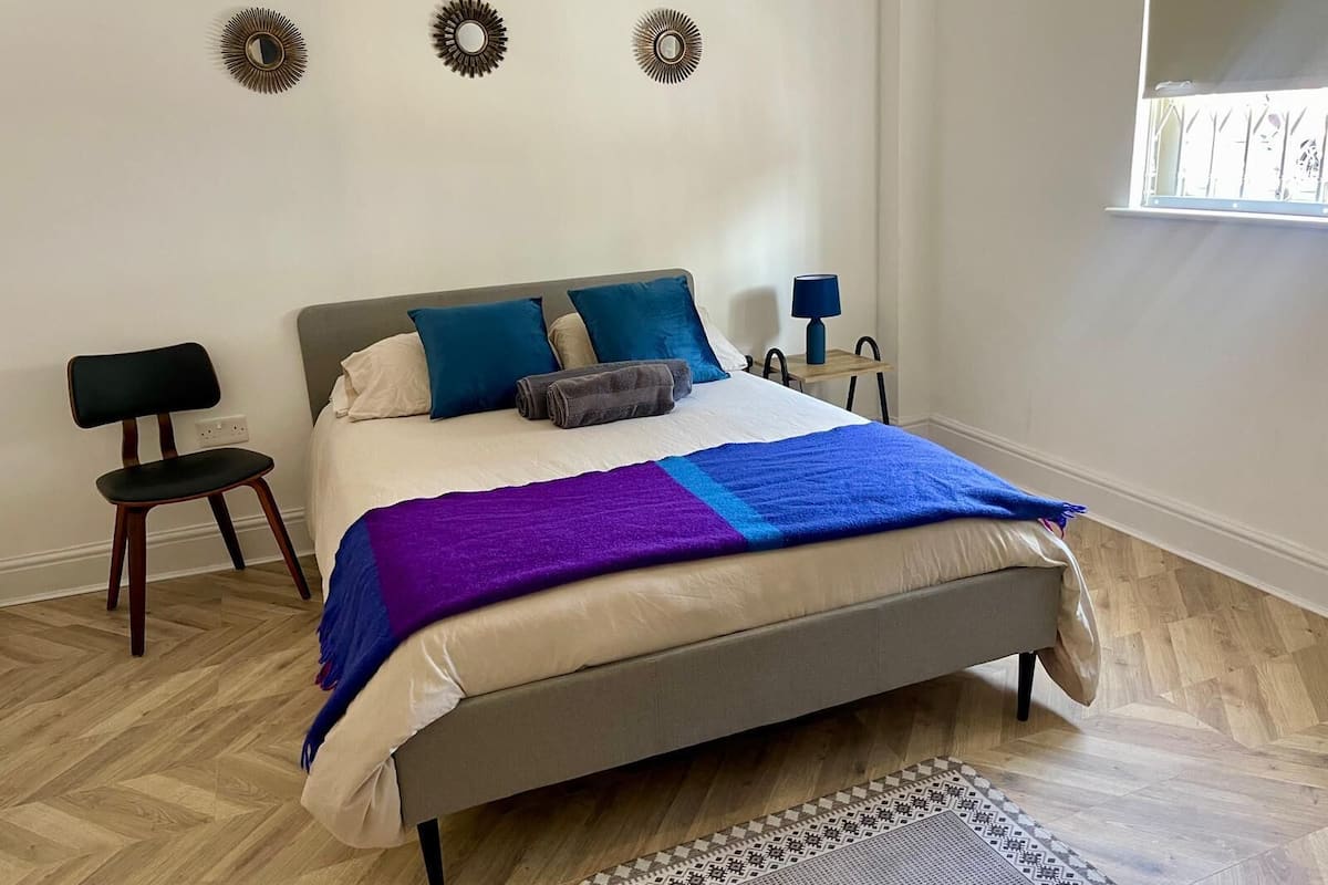 Superior Triple Studio | Een bureau, gratis wifi, beddengoed