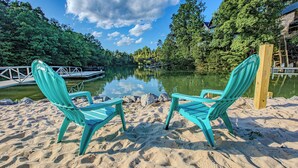 Unclassified image, 5 of 71, button - Stunning Mtn Lodge on Lake with two Story Dock, Indoor Pool, Arcade,and Hot Tub. (Sevierville)