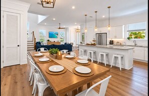 Bright, Spacious Kitchen & Dining Area - Heated Private Pool*6-Seater Golf Cart*Steps2Beach (Santa Rosa Beach)