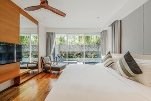 5 bedrooms, in-room safe, iron/ironing board, travel crib - Private Pool Residence, 5 bedrooms, 5 bathrooms, 500 sqm size, at Surin Beach (Tambon Choeng Thale)