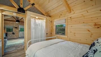 1 dormitori, planxa i posts de planxar, wifi gratuïta i roba de llit