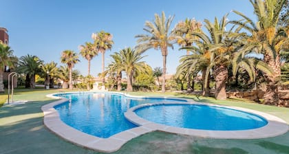 Appartement 'Las Lomas De Bonalba' avec vue sur la montagne, Wi-Fi et climatisation
