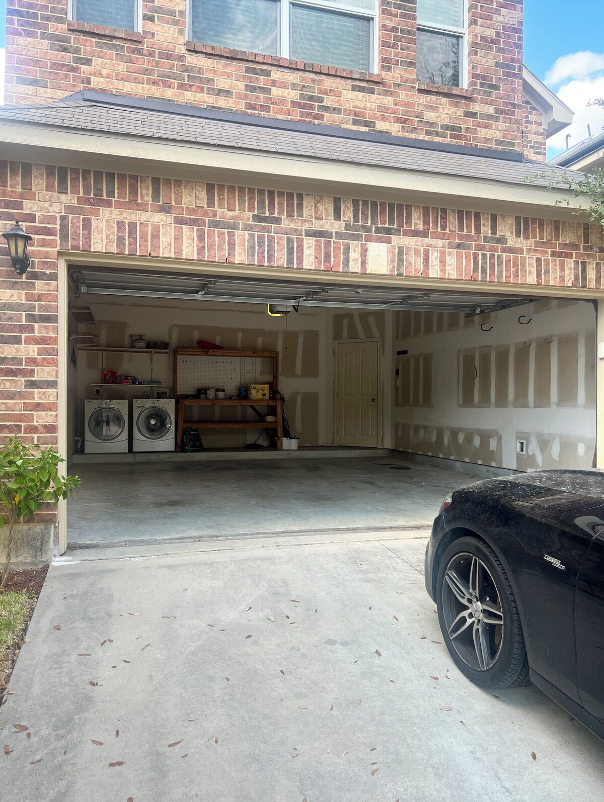 Photo 49 of Cheerful 3-Bedroom Home With Back Yard and Garage in Houston