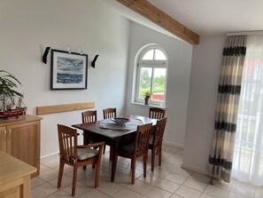 Dining - 60sqm vacation apartment for 2 people in the Baltic seaside resort of Rerik (Rerik)