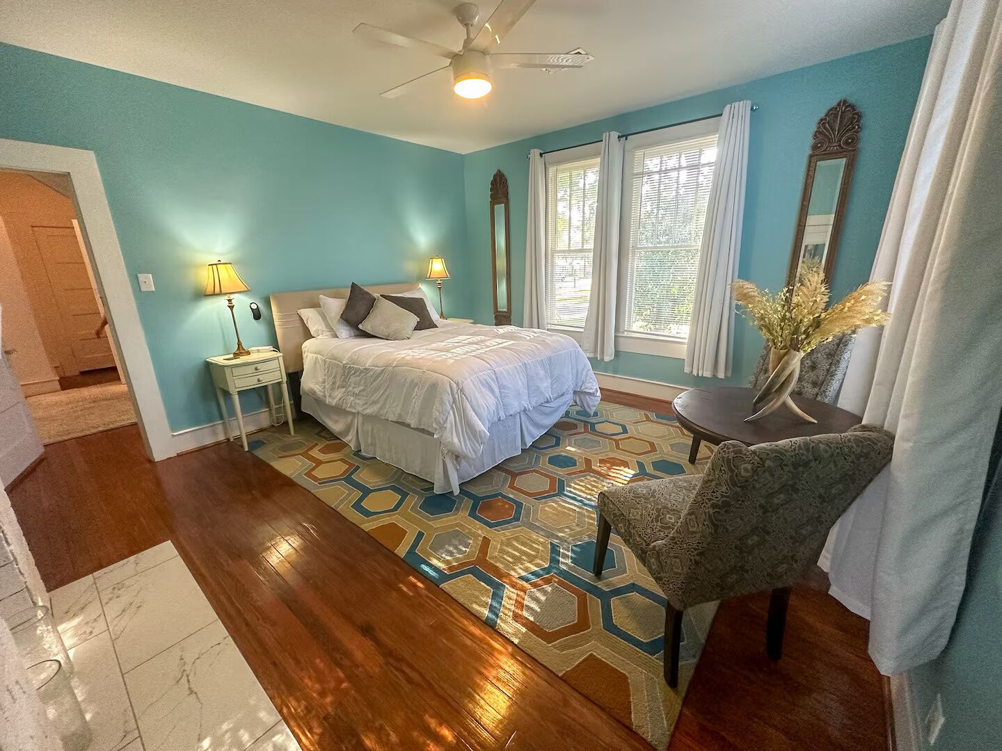 3 bedrooms, desk, iron/ironing board, WiFi