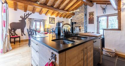 Chalet 'Plan Devin' with Mountain View, Private Terrace and Private Garden