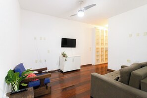 Hus – comfort | Oppholdsområde | TV