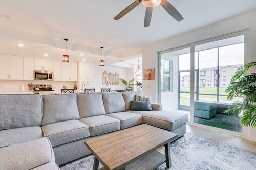 Ibis Landing Golf Club On-Site: Condo w/ Porch!
