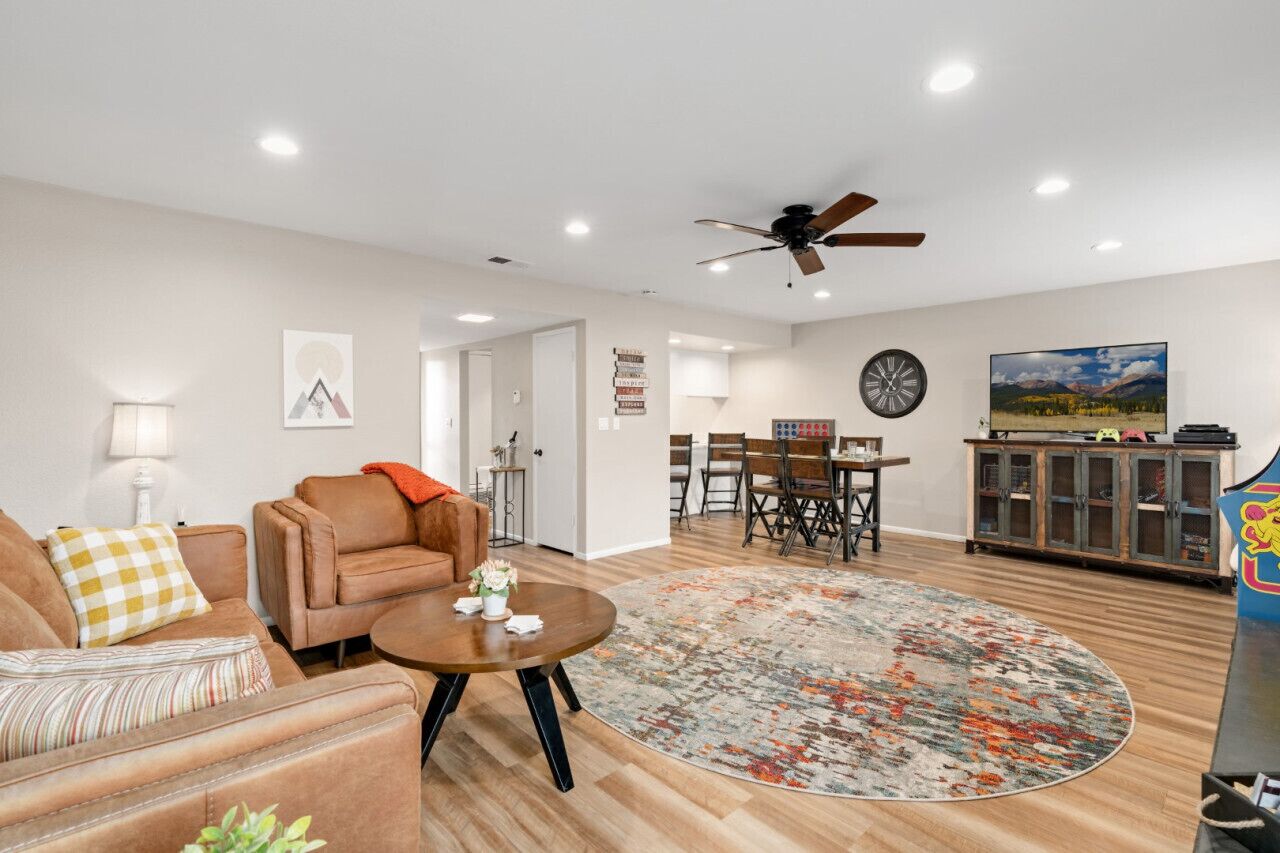 Smart TV, chimenea y videojuegos 