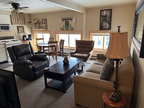 Smart TV - One Bedroom Apartment Overlooking Main Street with One Designated Parking Spot (Galena)