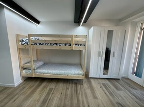 1 bedroom, iron/ironing board, free WiFi, bed sheets