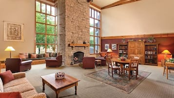 TV, fireplace, DVD player, table tennis