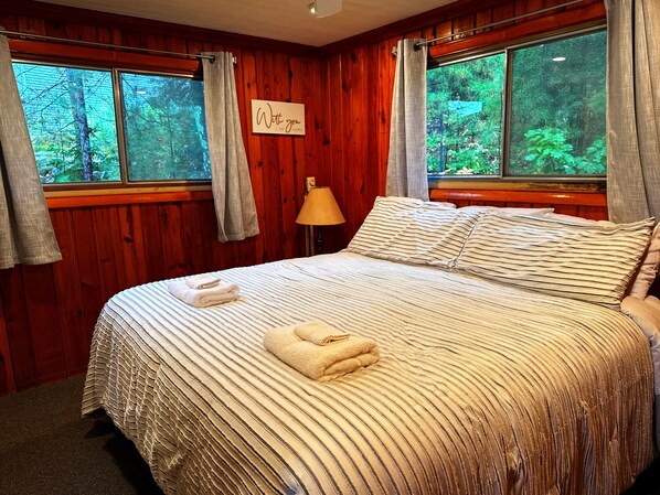 3 chambres, accès au Wi-Fi (inclus), literie fournie